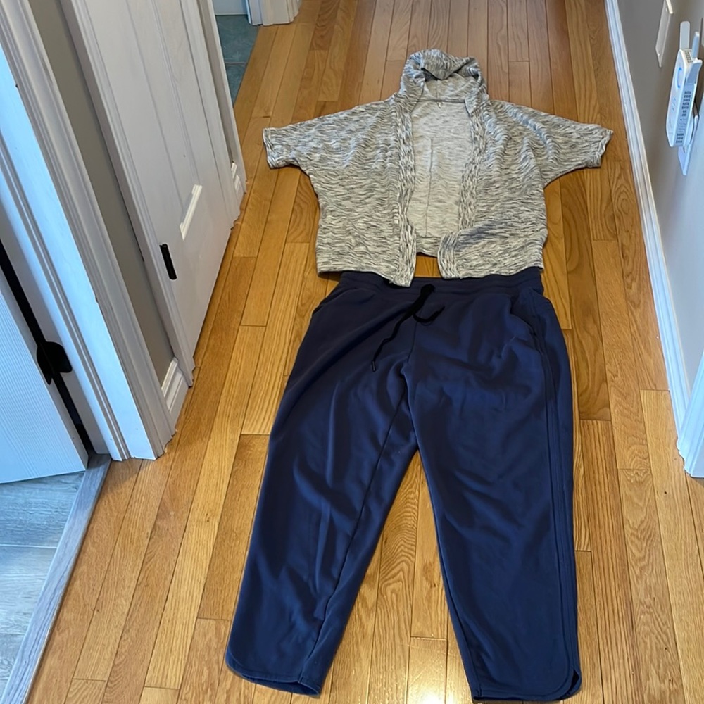 32 degrees cool athletic pants and cardigan size large